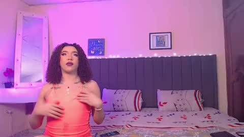 Snapshot of msspenelopedick chatting on 30, 10, 2025 Aaron  And Alex online show from 30, 10, 2025