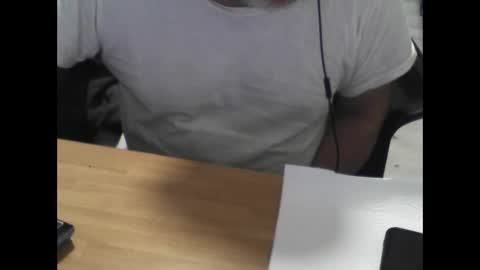 Snapshot of mtwpaul chatting on 11, 3, 2025 mtwpaul online show from 11, 3, 2025