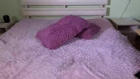 Mia online show from 18, 9, 2025