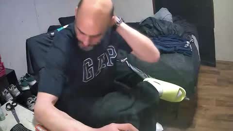 Muffdiver online show from 1, 3, 2026