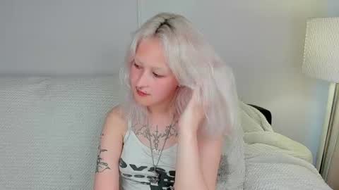 Mia online show from 31, 7, 2026