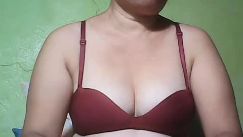 muffy_bunny online show from 19, 7, 2026