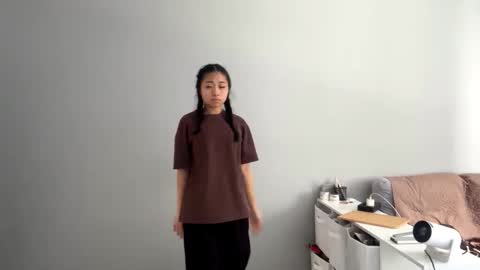 Mia online show from 11, 3, 2026