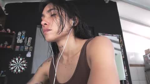 Snapshot of mulan_o chatting on 13, 5, 2026 JESSICA online show from 13, 5, 2026