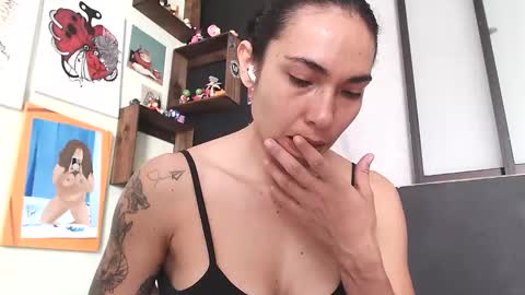 Snapshot of mulan_o chatting on 1, 6, 2026 JESSICA online show from 1, 6, 2026