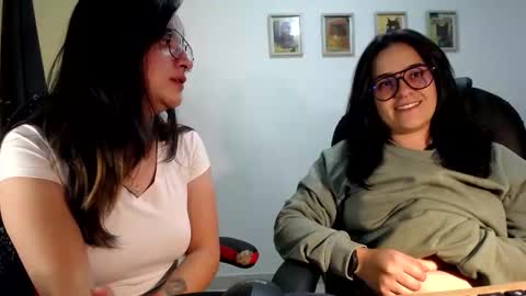 Dani and Alex online show from 15, 10, 2025