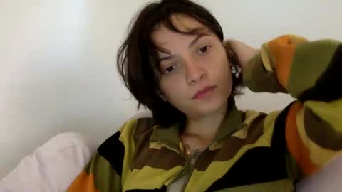 Snapshot of munchi_ chatting on 20, 1, 2025 online show from 20, 1, 2025