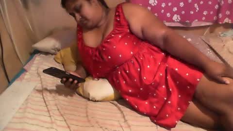 Snapshot of munniegalz1 chatting on 21, 7, 2026 your angel online show from 21, 7, 2026