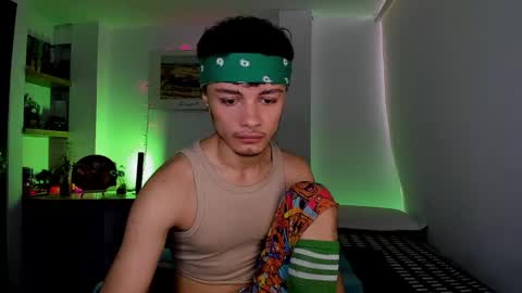 Snapshot of murielkarmesi chatting on 6, 1, 2025 murielkarmesi online show from 6, 1, 2025