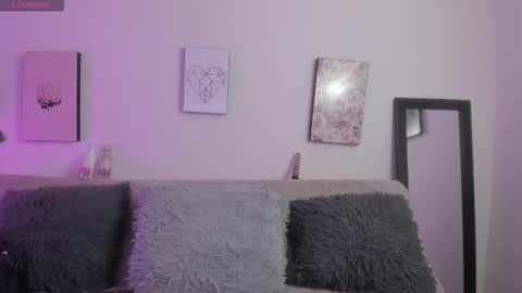 Snapshot of muriell_69 chatting on 8, 1, 2026 muriell_69 online show from 8, 1, 2026