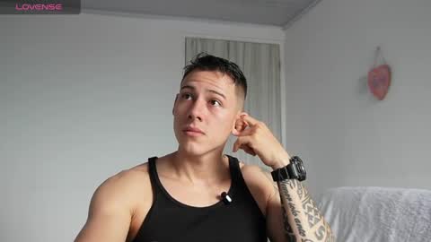 muscle_king_cum online show from 10, 4, 2026