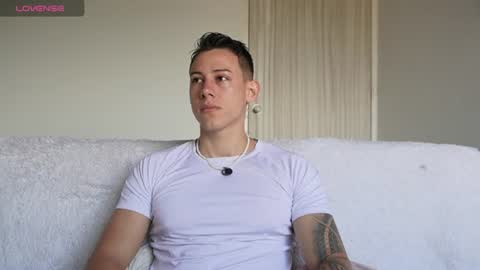 muscle_king_cum online show from 30, 6, 2026