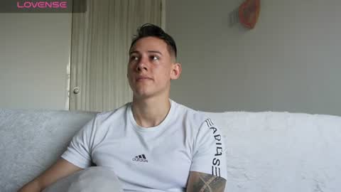 muscle_king_cum online show from 22, 7, 2026