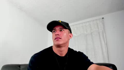 Snapshot of muscle_man07 chatting on 12, 7, 2026 Muscle Man online show from 12, 7, 2026