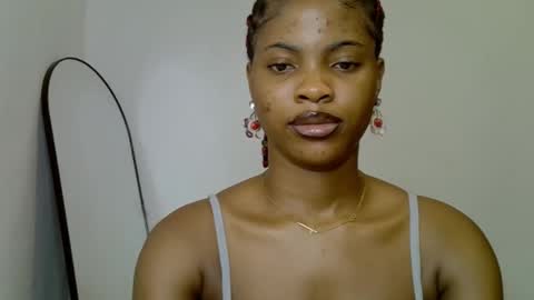 Snapshot of muscle_queen0 chatting on 8, 3, 2026 muscle_queen0 online show from 8, 3, 2026