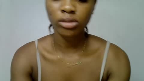 Snapshot of muscle_queen0 chatting on 21, 3, 2026 muscle_queen0 online show from 21, 3, 2026