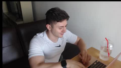 Everet online show from 20, 9, 2025