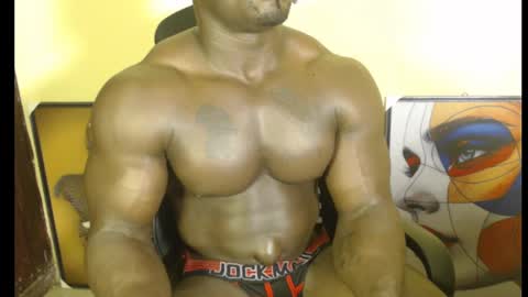 musclegod23 online show from 26, 2, 2025