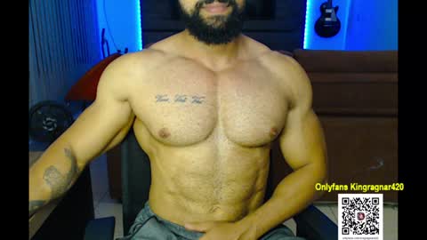 Snapshot of muscleweed420 chatting on 14, 12, 2024 Ragnar online show from 14, 12, 2024