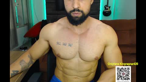 Snapshot of muscleweed420 chatting on 25, 12, 2024 Ragnar online show from 25, 12, 2024