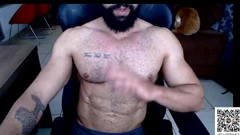 Snapshot of muscleweed420 chatting on 1, 11, 2025 Ragnar online show from 1, 11, 2025