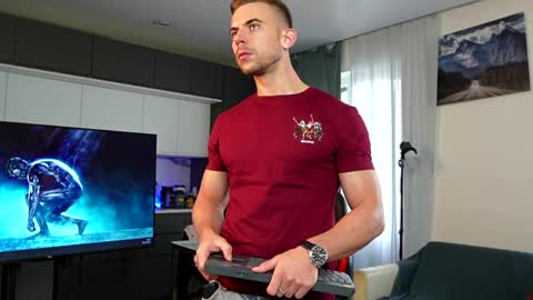 Snapshot of muscularfriend chatting on 29, 5, 2026 Ivan online show from 29, 5, 2026