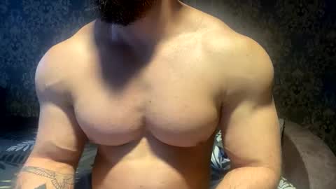 Snapshot of muscularjuggler chatting on 6, 10, 2025 muscularjuggler online show from 6, 10, 2025
