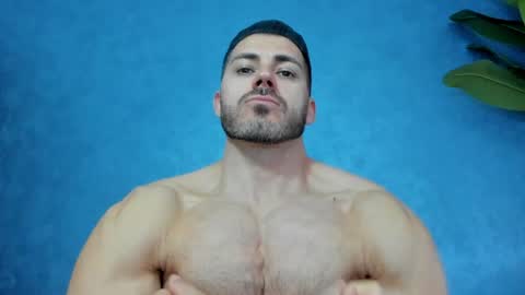 muscularmaster onlyfans online show from 14, 4, 2026