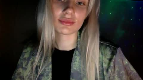 Snapshot of musescorner chatting on 4, 7, 2026 musescorner online show from 4, 7, 2026