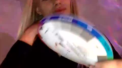 Snapshot of musescorner chatting on 5, 8, 2026 musescorner online show from 5, 8, 2026