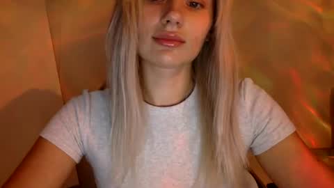 Snapshot of musescorner chatting on 6, 8, 2026 musescorner online show from 6, 8, 2026