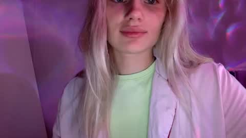 Snapshot of musescorner chatting on 9, 8, 2026 musescorner online show from 9, 8, 2026