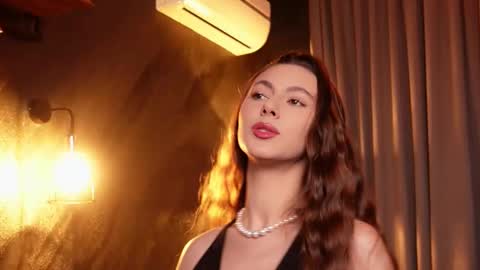 MuseSolis online show from 10, 2, 2025