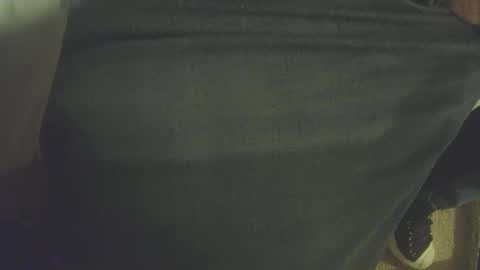 Snapshot of musicman2021 chatting on 4, 1, 2025 musicman2021 online show from 4, 1, 2025