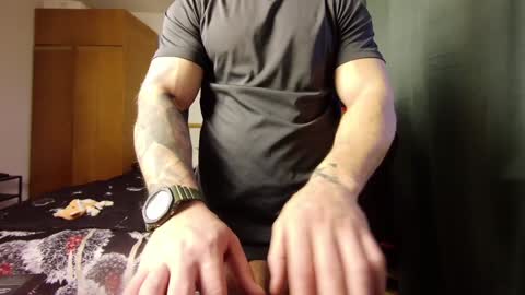 Snapshot of muslejoker chatting on 2, 12, 2024 musle joker online show from 2, 12, 2024