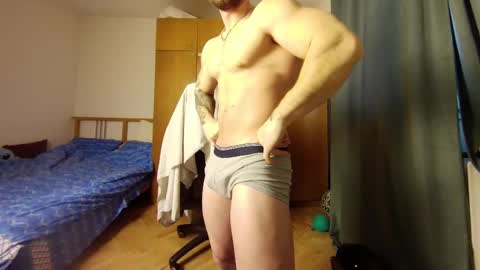 Snapshot of muslejoker chatting on 12, 2, 2025 musle joker online show from 12, 2, 2025