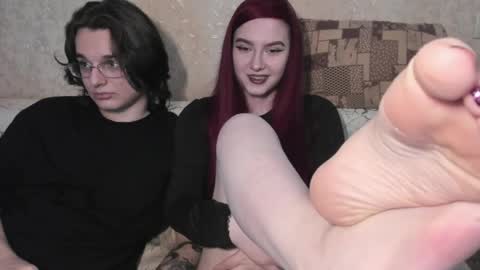 cute couple online show from 1, 4, 2026