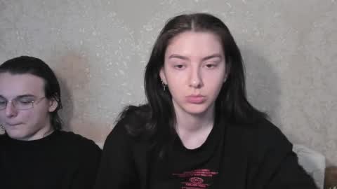 cute couple online show from 3, 4, 2026