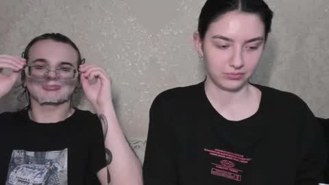 cute couple online show from 10, 4, 2026