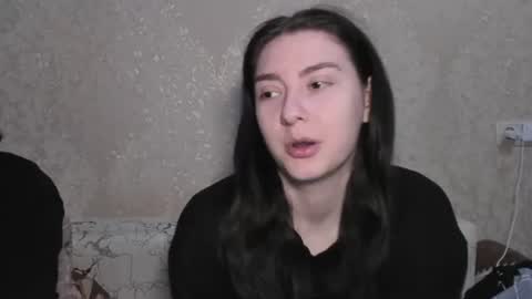 cute couple online show from 14, 6, 2026