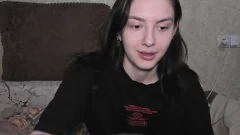 cute couple online show from 25, 6, 2026