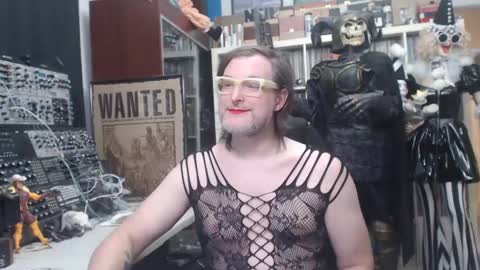 Muziknerd online show from 12, 1, 2025