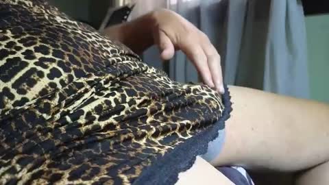 Snapshot of mvafkr chatting on 25, 11, 2025 Muva Fucker online show from 25, 11, 2025