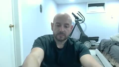 Snapshot of mworlton9 chatting on 19, 3, 2026 Maximus online show from 19, 3, 2026