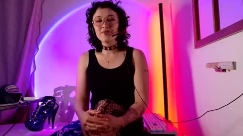 Snapshot of mx_anouk_divine chatting on 8, 2, 2026 Mx. Anouk Divine online show from 8, 2, 2026