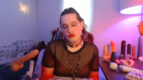 Mx Charlotte online show from 28, 4, 2026