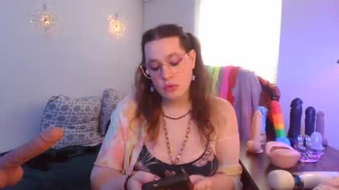 Mx Charlotte online show from 30, 4, 2026
