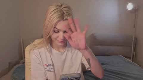 April online show from 22, 3, 2026