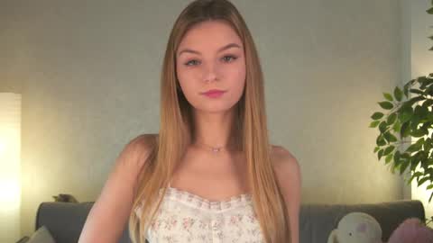 Snapshot of my_little_pollly chatting on 31, 3, 2026 Polly online show from 31, 3, 2026