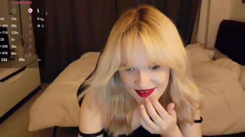 Lily online show from 17, 4, 2026